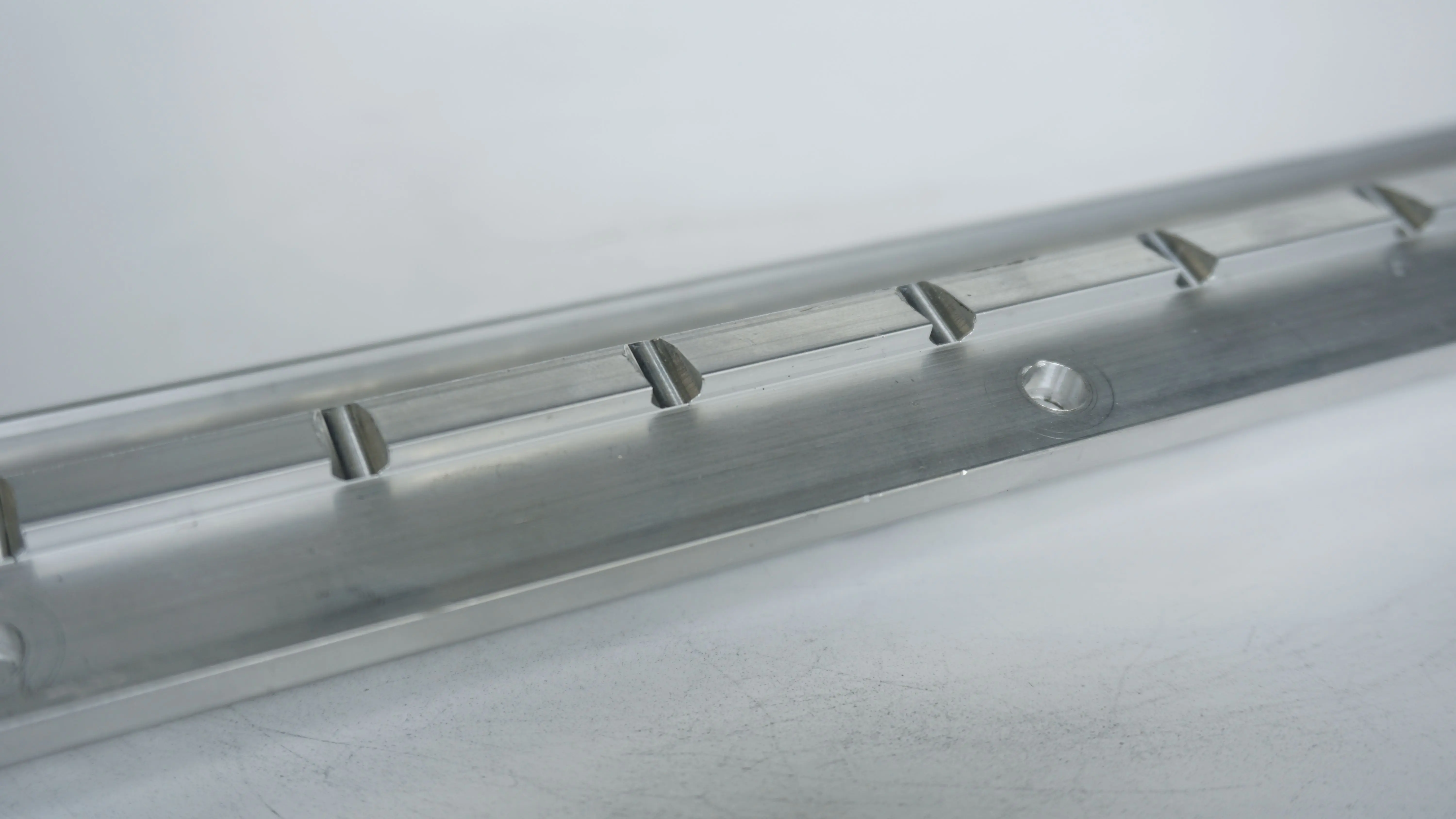 Revolutionizing lighting design: How aluminum LED lamp holder systems enable sustainable architecture