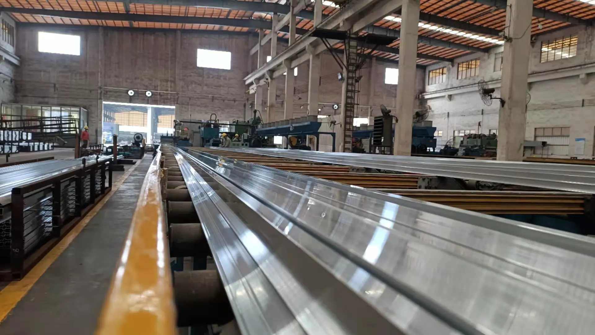 Precision meets performance: Aluminum profiles for sliding sealed windows