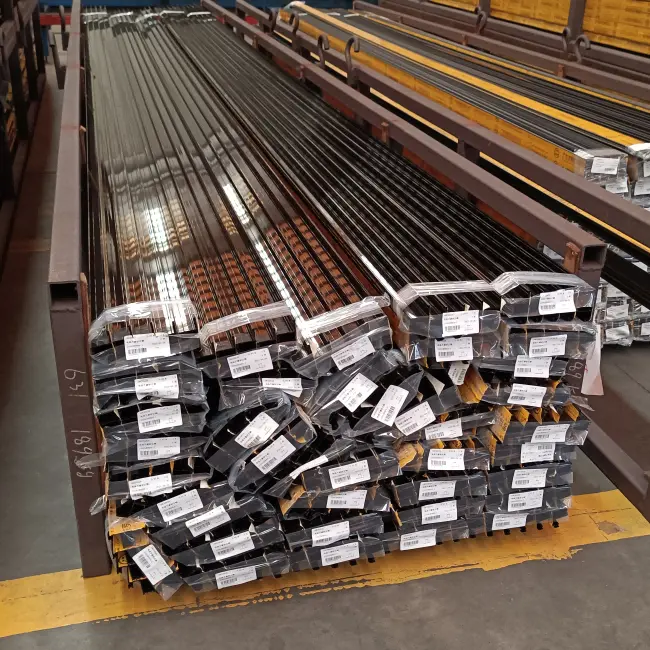 Anodized bronze aluminum profile, elegant and sustainable